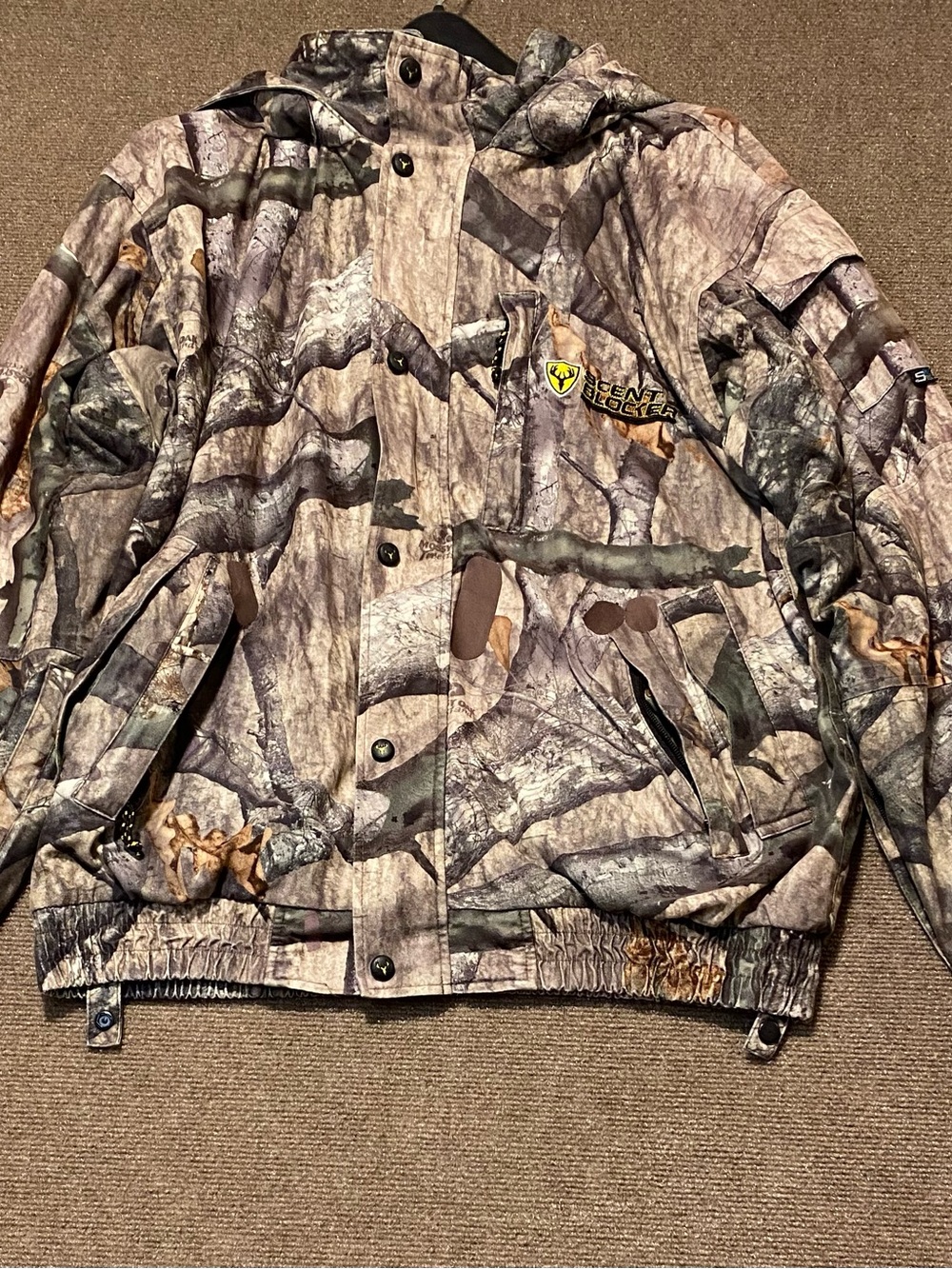 ScentBlocker Outfitter Camo Waterproof Hunting Jacket - Men’s Large WITH FLAWS